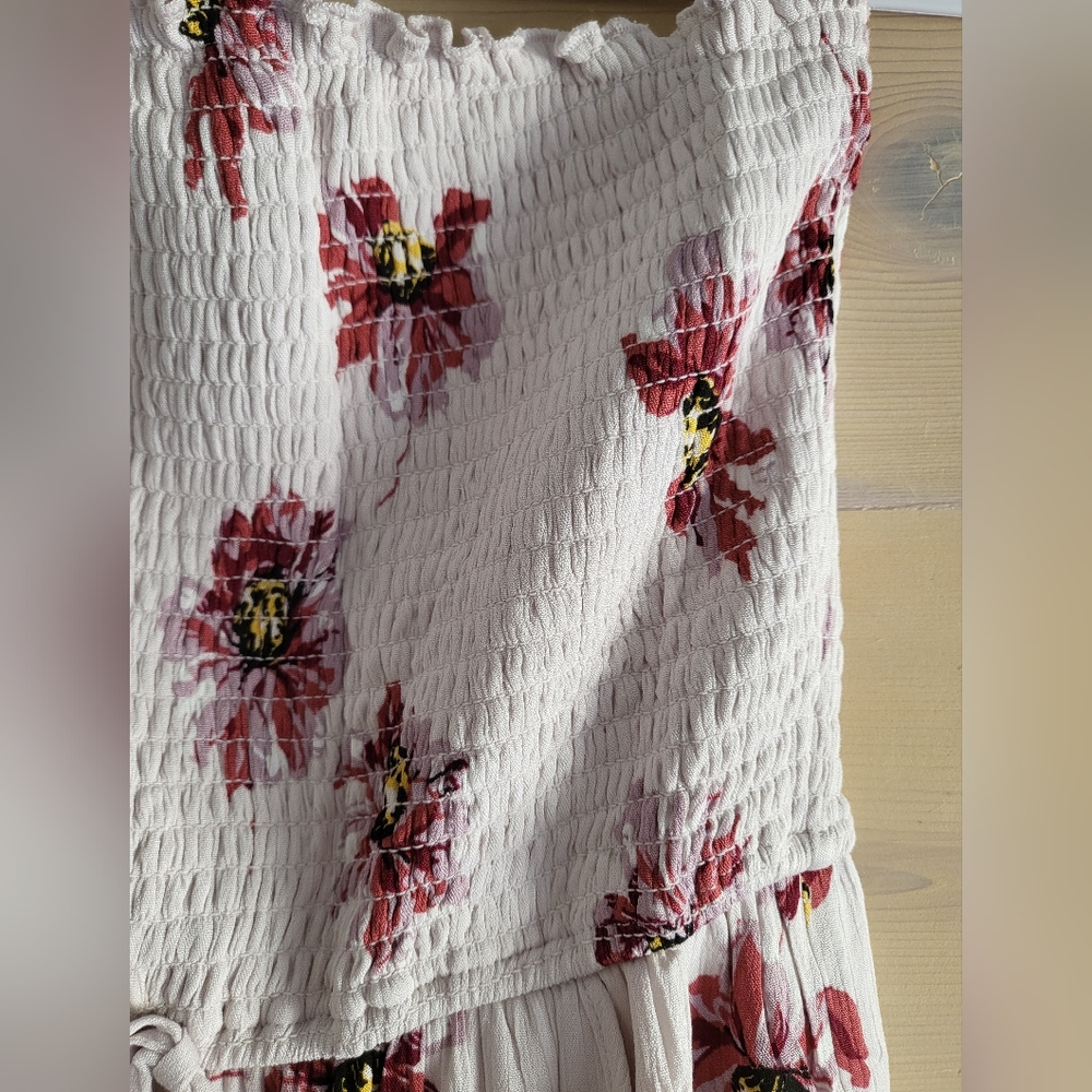 NWT Band of Gypsies Bandeau Pale Pink/Lavender Floral Romper size XS - Picture 5 of 10